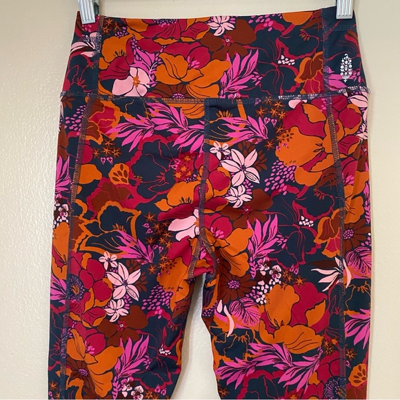 Free People Movement Free Love Orange Floral Print Cropped Leggings - Picture 4 of 9